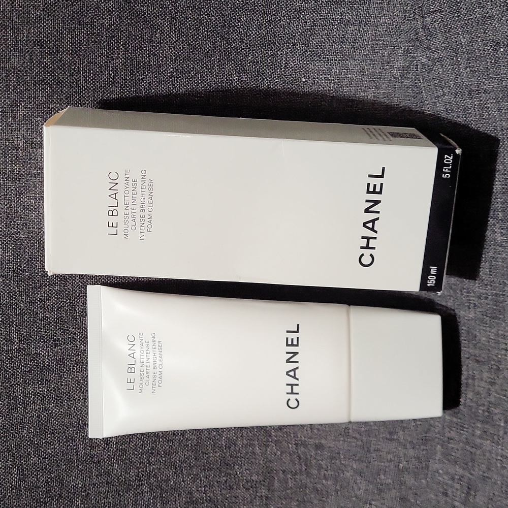 BINB Chanel Le Blanc Cleanser 150mL